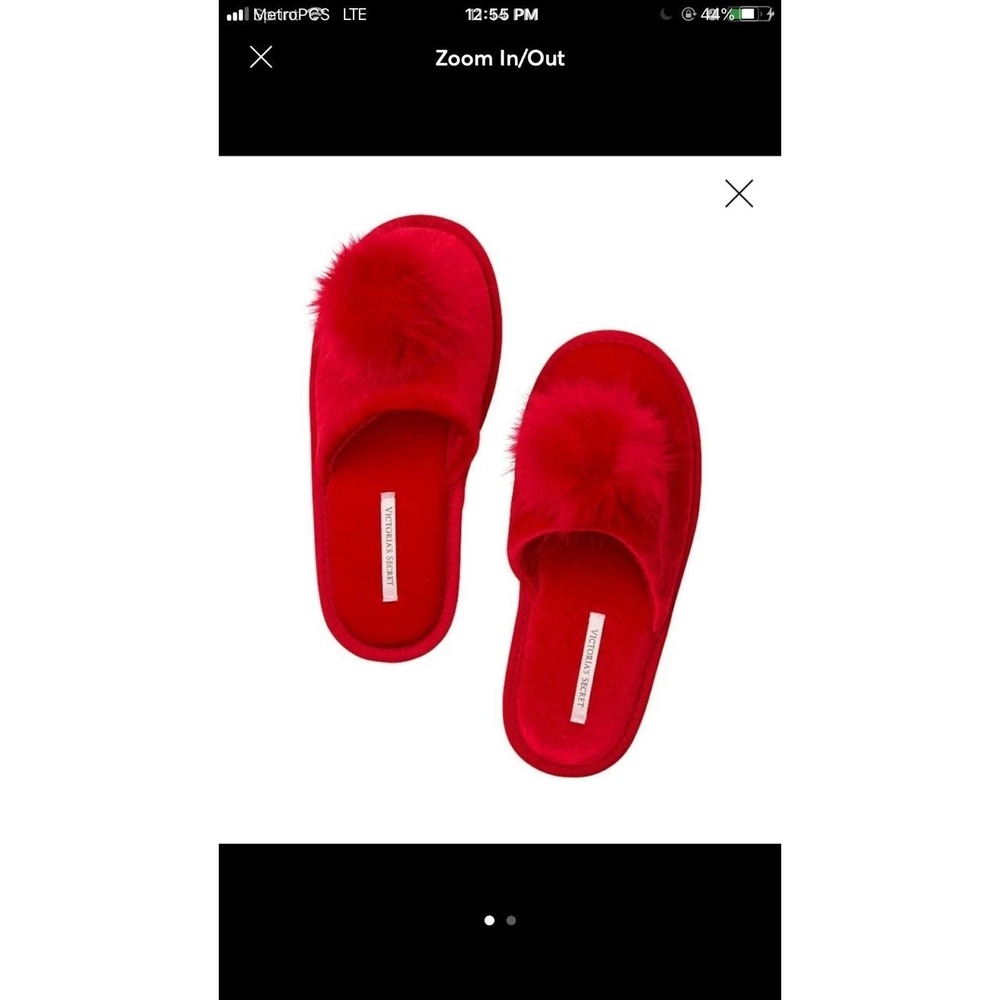 Vs‎ Slippers Brand New Medium Size (7-8)